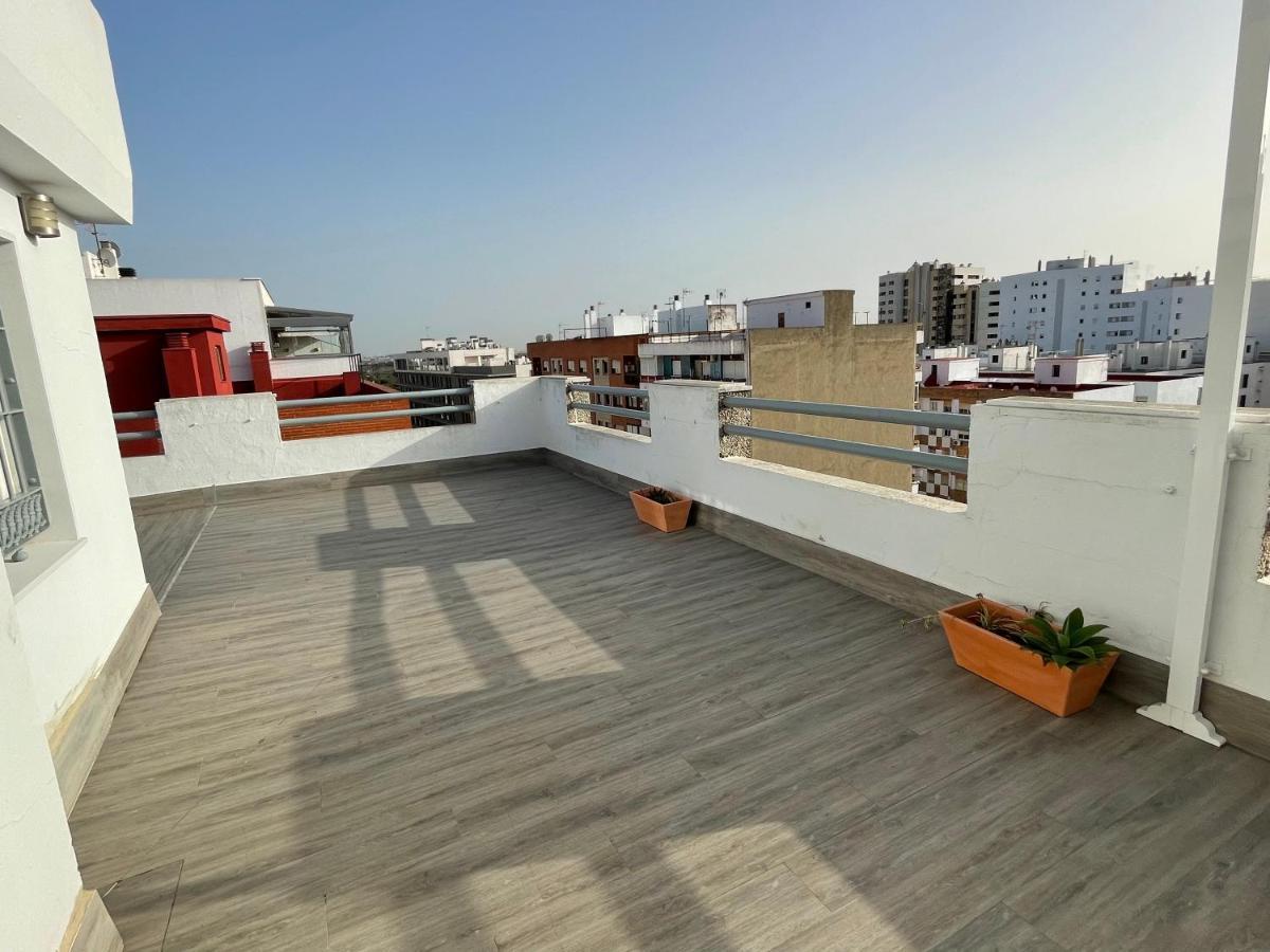 Appartement Luxury Attics Avenida Italia Parking Incluido à Huelva Extérieur photo
